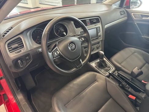 Used 2017 Volkswagen Golf Wolfsburg Edition FWD image 16