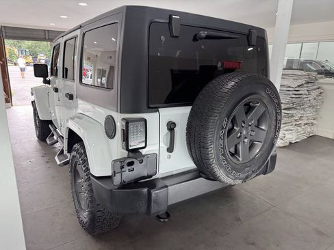 Used 2016 Jeep Wrangler Unlimited Sport AWD/4WD image 4
