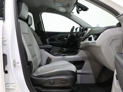 Used 2023 GMC Terrain SLT w/ Tech Package AWD/4WD image 39