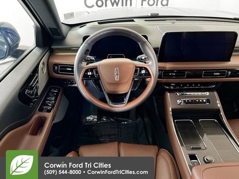 Used 2025 Lincoln Aviator Reserve w/ Equipment Group 201A AWD/4WD image 29