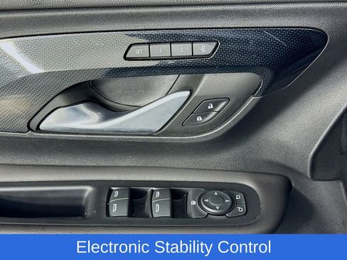 Used 2022 GMC Terrain AT4 w/ Infotainment Package II image 25