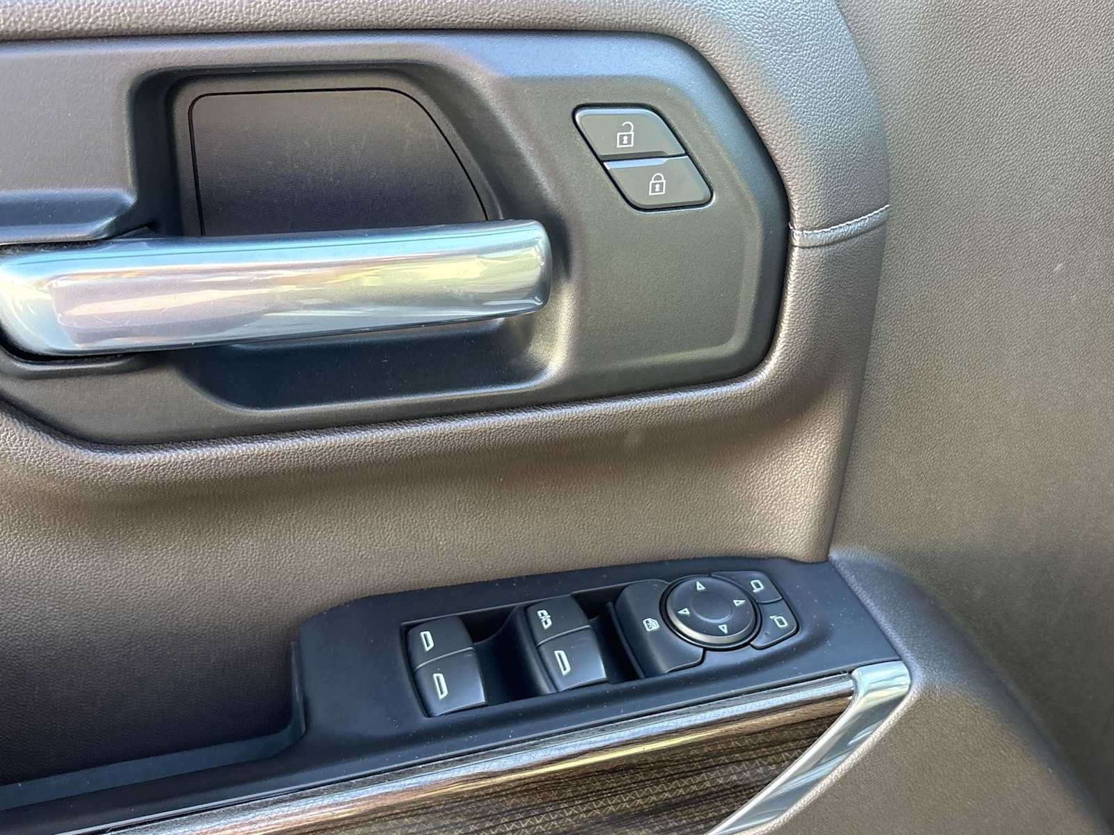 Used 2019 Chevrolet Silverado 1500 RST w/ All-Star Edition AWD/4WD image 22