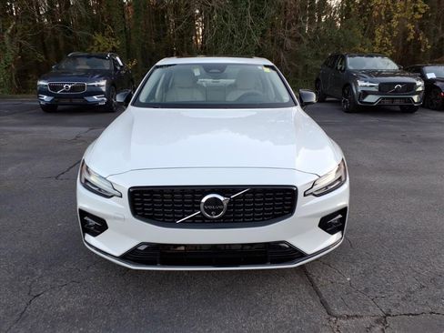 Certified 2024 Volvo S60 B5 Ultimate AWD/4WD image 10