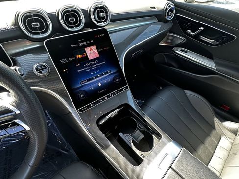Certified 2025 Mercedes-Benz CLE 300 4MATIC Coupe image 27