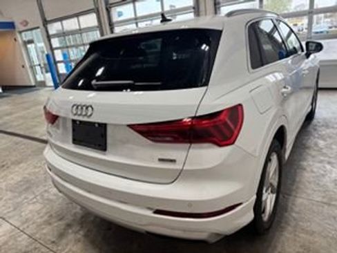 Used 2020 Audi Q3 2.0T Premium Plus image 11