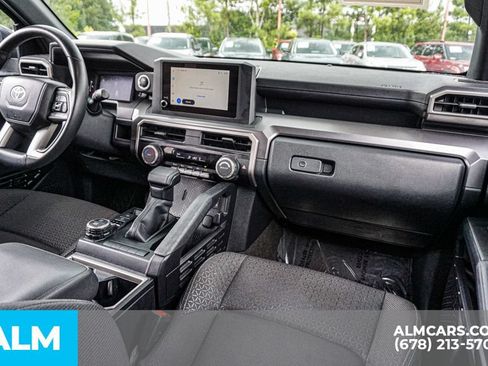 Used 2025 Toyota 4Runner SR5 AWD/4WD image 24