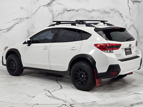 Used 2018 Subaru Crosstrek 2.0i Premium AWD/4WD image 9