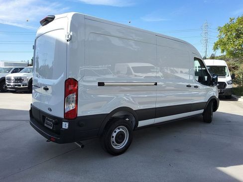New 2026 Ford Transit 250 148 Medium Roof image 23