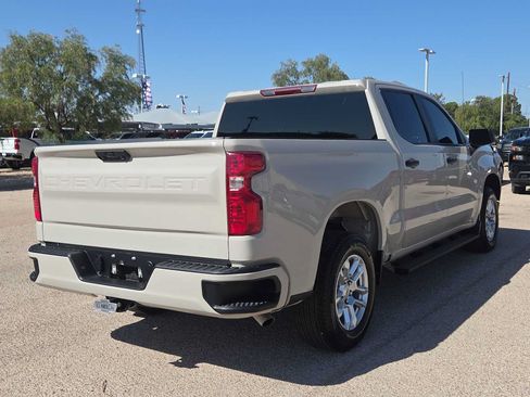 Used 2026 Chevrolet Silverado 1500 Custom RWD image 8