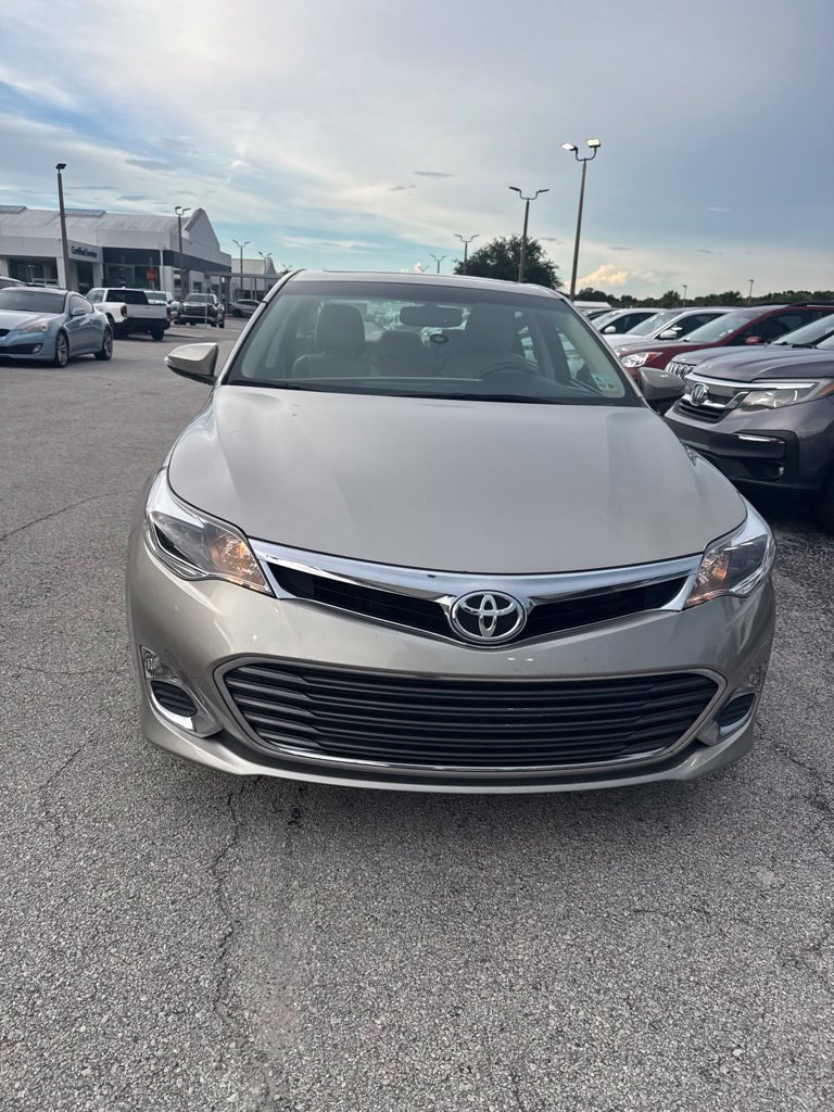 Used 2014 Toyota Avalon XLE Premium FWD image 8