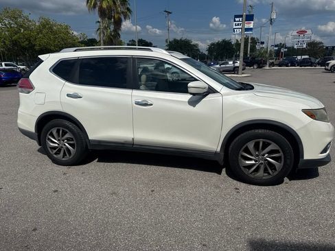 Used 2015 Nissan Rogue SL w/ SL Premium Package FWD image 4