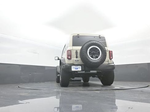 New 2026 Ford Bronco Outer Banks w/ Sasquatch Package AWD/4WD image 37