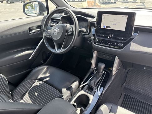 Used 2023 Toyota Corolla Cross AWD Hybrid w/ Convenience Package image 25