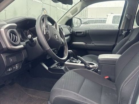 Used 2023 Toyota Tacoma 4x4 Double Cab w/ Trail Edition image 9