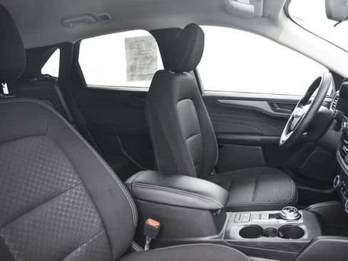 Used 2025 Ford Escape Active image 17