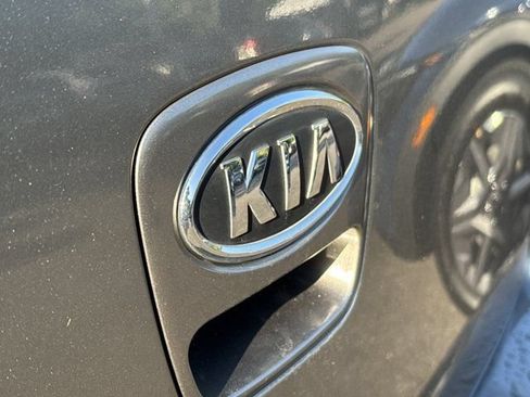 Used 2012 Kia Soul + FWD image 9