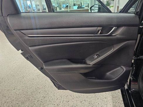 Used 2022 Honda Accord Sport image 32