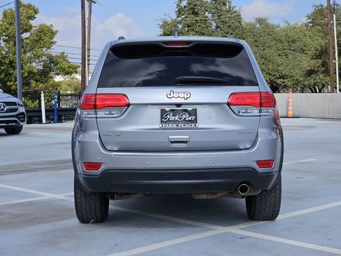 Used 2018 Jeep Grand Cherokee Limited image 8