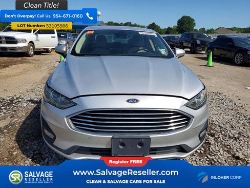 Used 2019 Ford Fusion SE w/ Equipment Group 151A FWD image 7