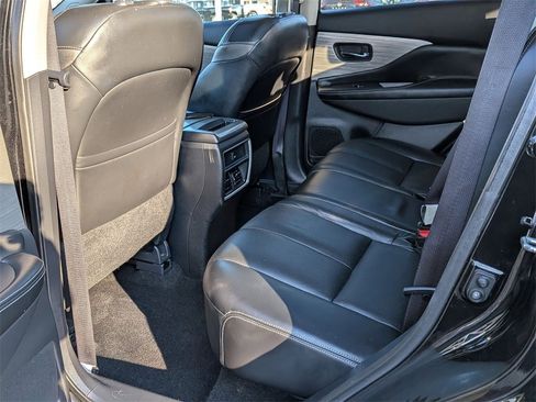 Used 2015 Nissan Murano SL w/ SL Technology Package image 18