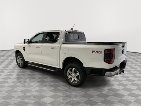 Used 2024 Ford Ranger Lariat w/ FX4 Off-Road Package image 8