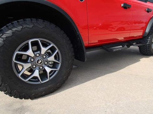 Used 2023 Ford Bronco Big Bend image 11