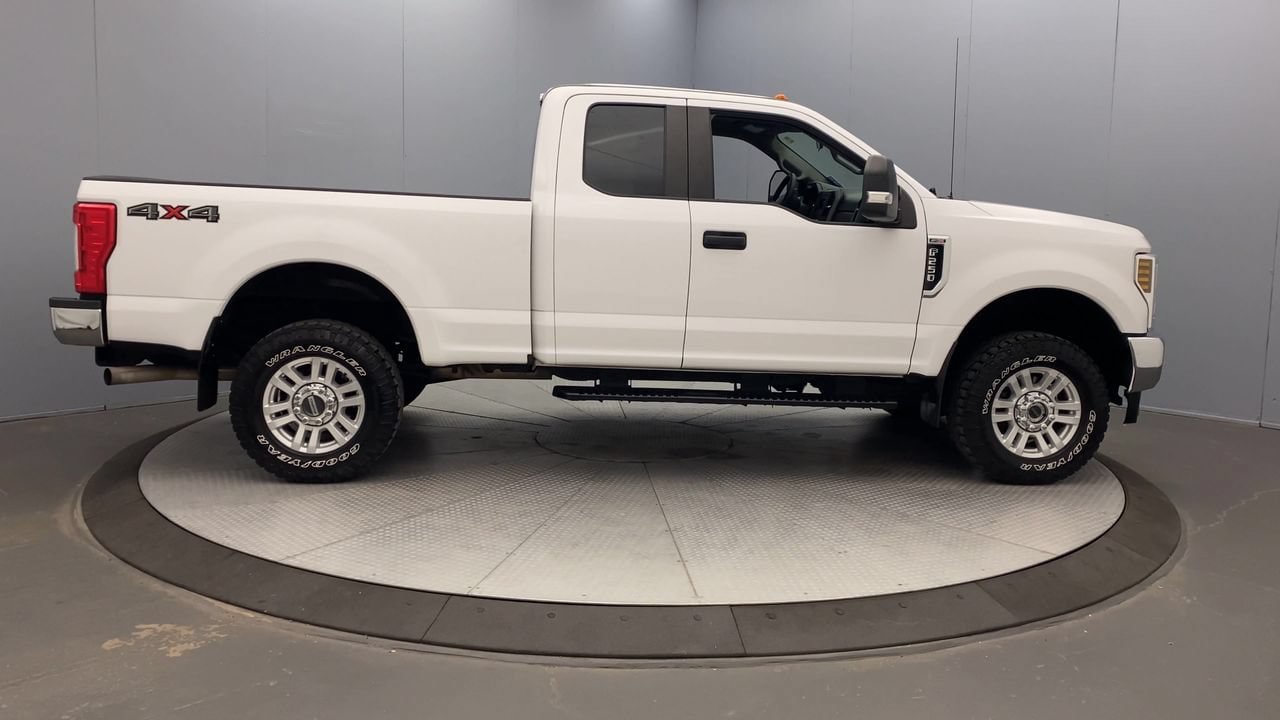 Used 2019 Ford F250 XL w/ STX Appearance Package AWD/4WD image 6
