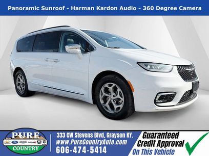 Used 2022 Chrysler Pacifica Limited