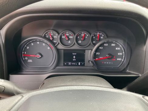 Used 2022 Chevrolet Silverado 2500 Custom w/ Custom Value Package AWD/4WD image 10