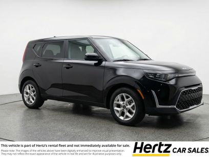 Used 2025 Kia Soul LX w/ LX Technology Package