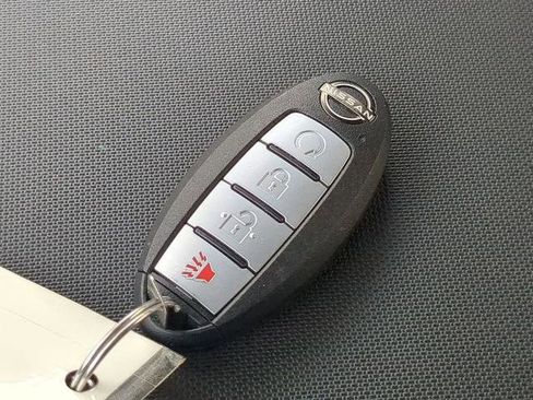 Certified 2024 Nissan Frontier SL w/ Technology Package image 29