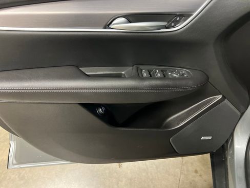 New 2026 Cadillac XT5 Luxury w/ LPO, Floor Liner Package AWD/4WD image 15