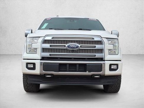 Used 2017 Ford F150 Platinum w/ Equipment Group 701A Luxury AWD/4WD image 2