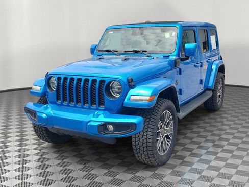 Used 2022 Jeep Wrangler Unlimited Sahara AWD/4WD image 5