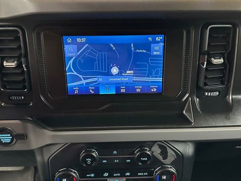 Used 2023 Ford Bronco Big Bend w/ Sasquatch Package AWD/4WD image 21