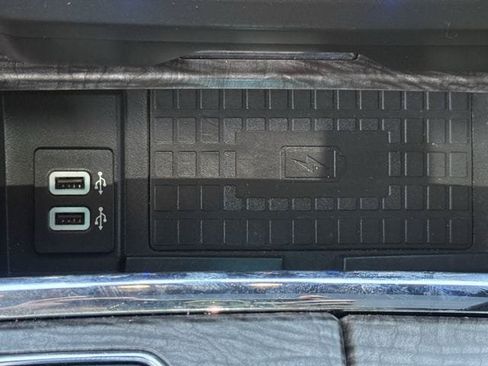 Used 2018 Ford Expedition Limited w/ Equipment Group 302A RWD image 20