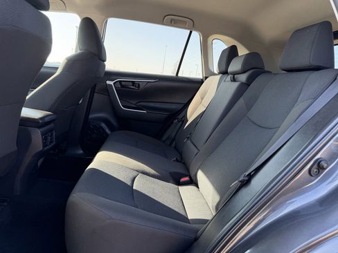 Used 2025 Toyota RAV4 LE image 27