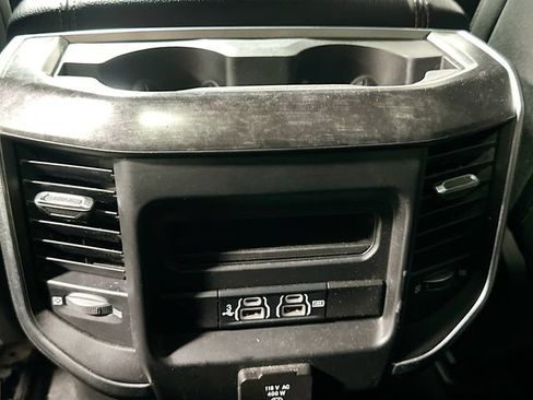 Used 2019 RAM 1500 Big Horn AWD/4WD image 25