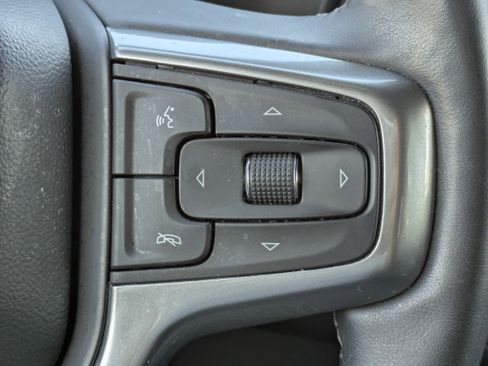 Certified 2023 Chevrolet Suburban Z71 w/ Luxury Package image 28