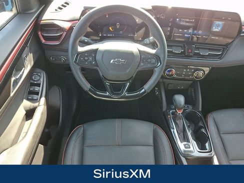 Used 2024 Chevrolet TrailBlazer RS AWD/4WD image 3