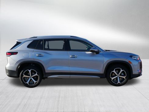 New 2026 Volkswagen Tiguan SE image 2