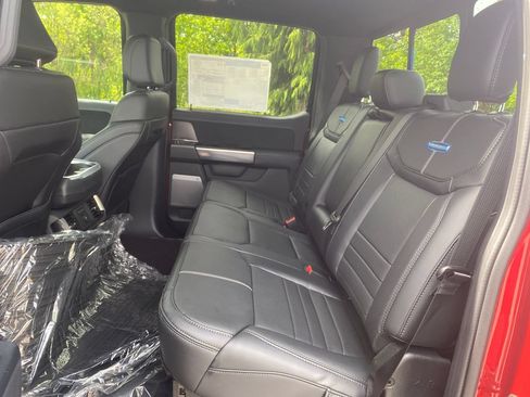 New 2026 Ford F150 Platinum w/ Equipment Group 700A Standard AWD/4WD image 24