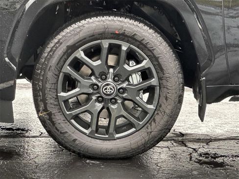 New 2026 Toyota Sequoia Platinum image 8