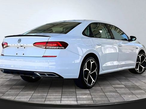 Used 2020 Volkswagen Passat 2.0T R-Line FWD image 6