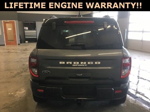 Used 2025 Ford Bronco Sport Badlands image 8