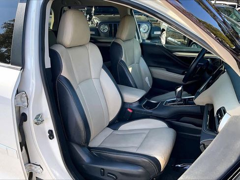 Used 2020 Subaru Outback Limited w/ Popular Package #2 AWD/4WD image 8