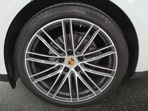 Certified 2020 Porsche Panamera RWD image 29