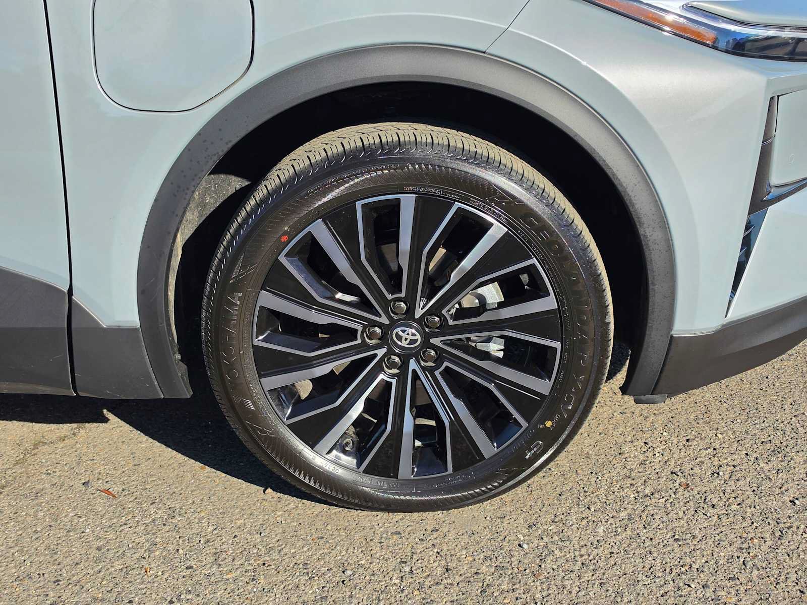 Certified 2026 Toyota C-HR AWD/4WD image 9