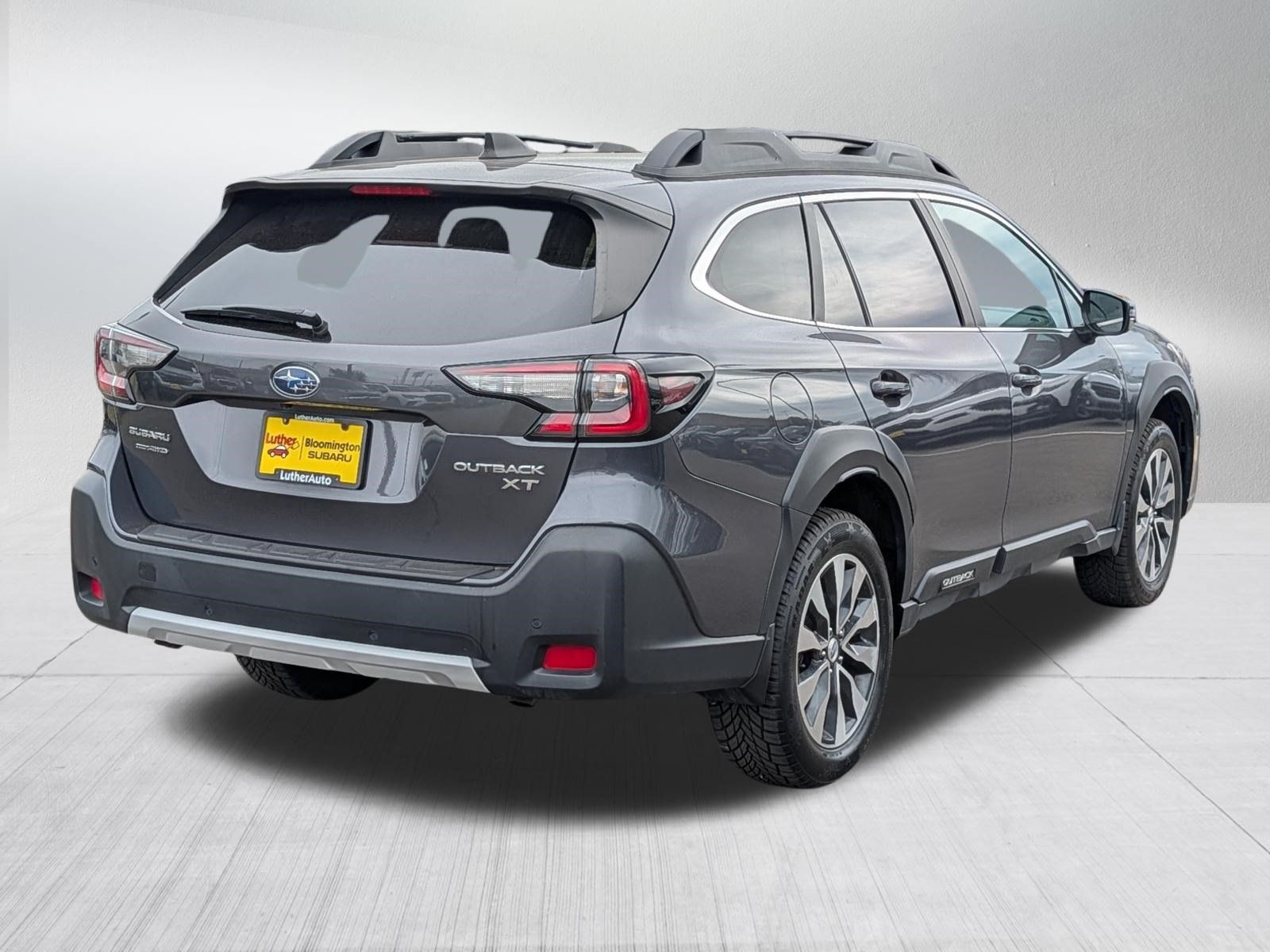 Used 2023 Subaru Outback Limited XT AWD/4WD image 7