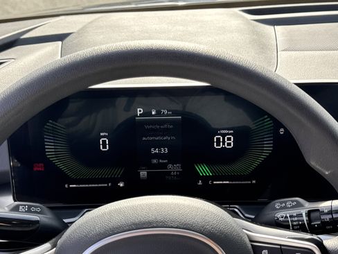 Certified 2025 Kia Sorento LX image 27